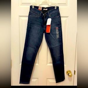BNWT Original Levi’s skinny jeans-Dark Blue